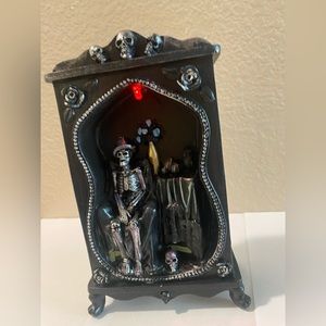 Spooky décor Halloween decor